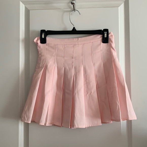 Pink skirt - Picture 1 of 4